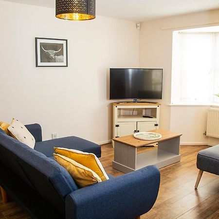 Cosy 3-Bed Home Close To City Centre แมนเชสเตอร์ ภายนอก รูปภาพ